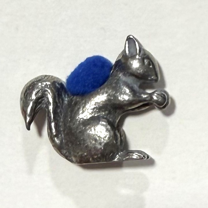 Squirrel Pin Cushion - Image 5